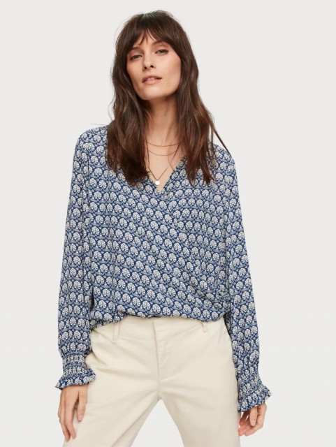 Maison Scotch - Wrap-over With Smocked Cuff - Blå